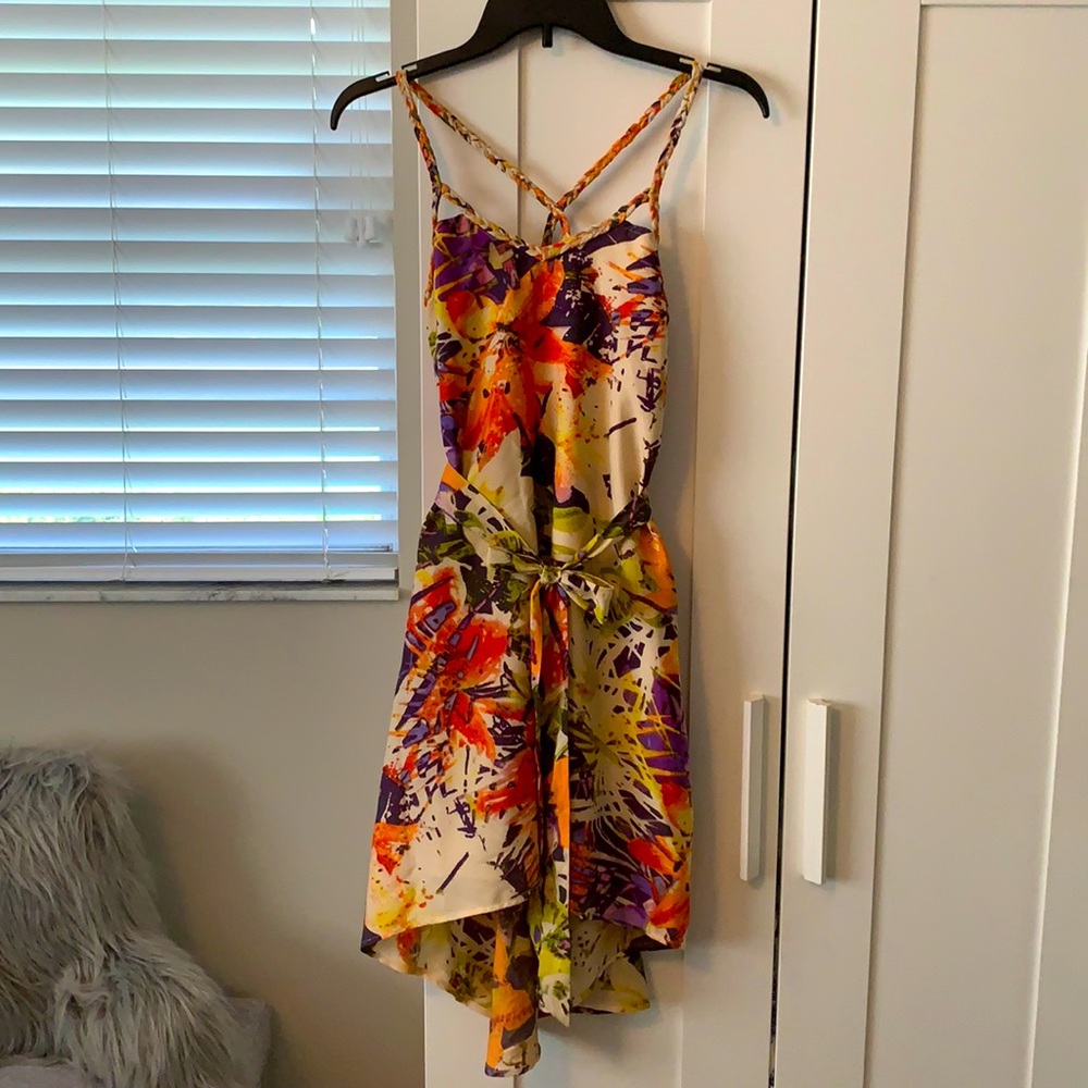Jessica Simpson hi-lo tropical w/ belt XS NWOT